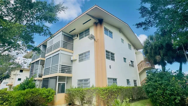 $75,000 | 16901 Northeast 13th Avenue, Unit 309, Miami, FL 33162