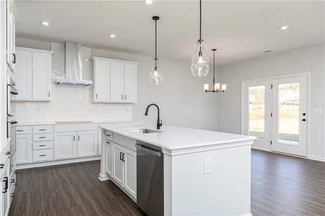 $409,990 | 322 Chattahoochee Circle, Locust Grove, GA 30248