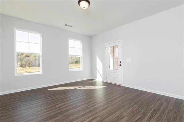 $409,990 | 322 Chattahoochee Circle, Locust Grove, GA 30248