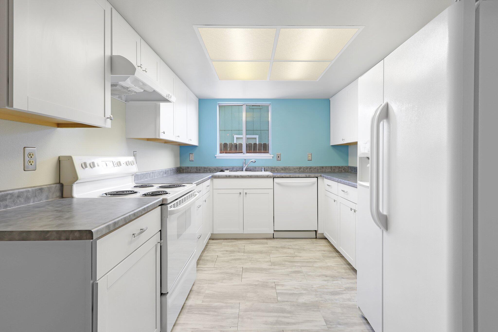 2670 Marvin Trail Redding, CA 96001 - Photo 11 of 27 9-web-or-mls-8Q0A4454