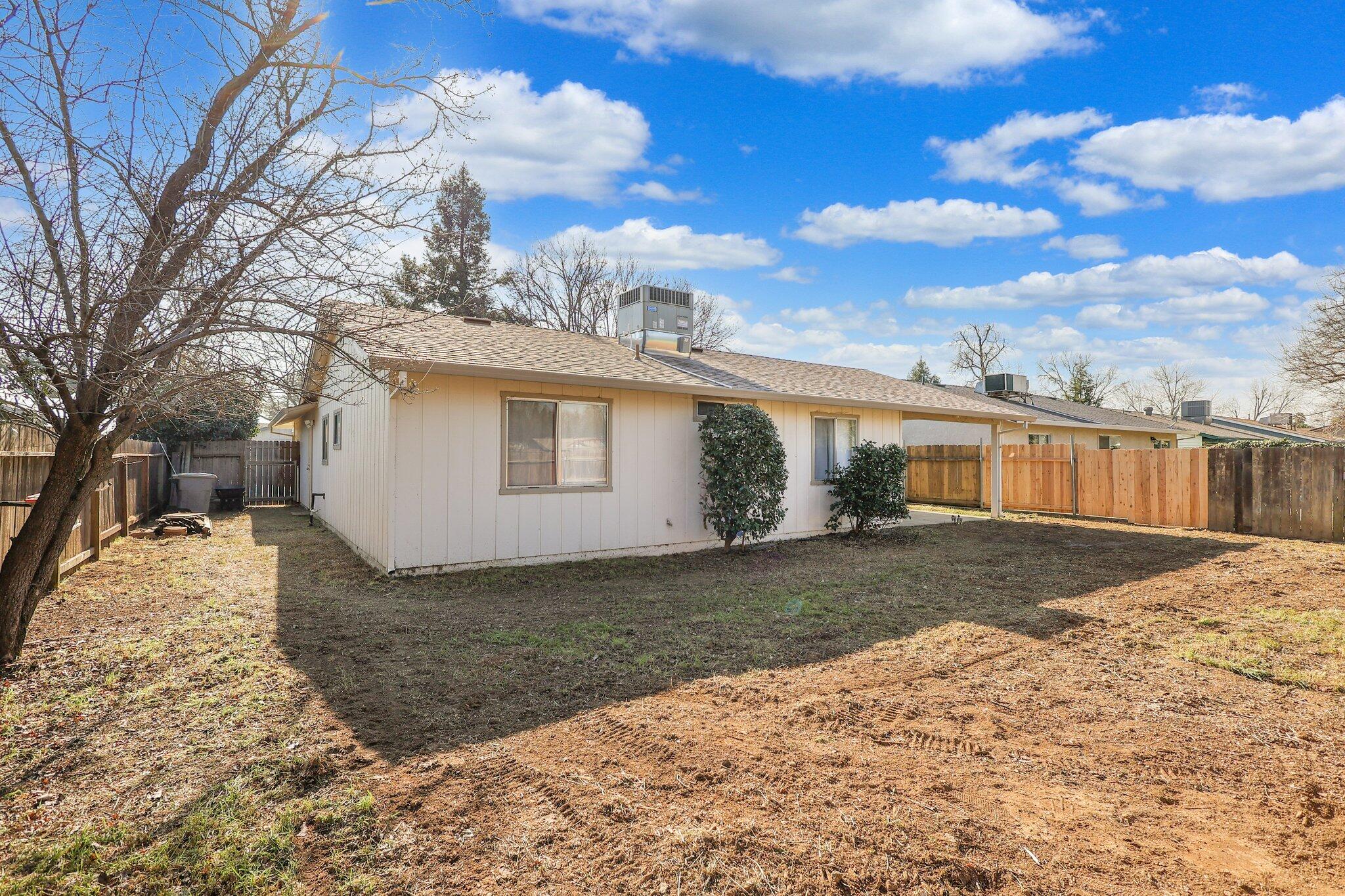 2670 Marvin Trail Redding, CA 96001 - Photo 23 of 27 20-web-or-mls-8Q0A4560