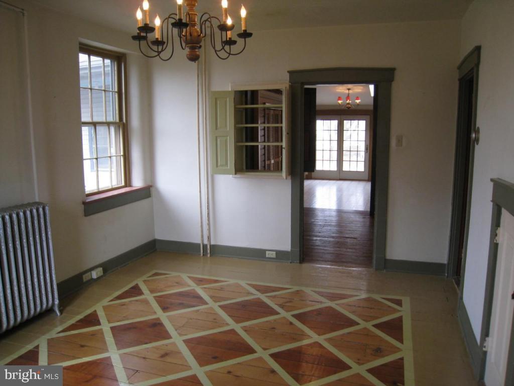 1527 Lampeter Road Lancaster, PA 17602 - Photo 2 of 10 Gallery Image 2