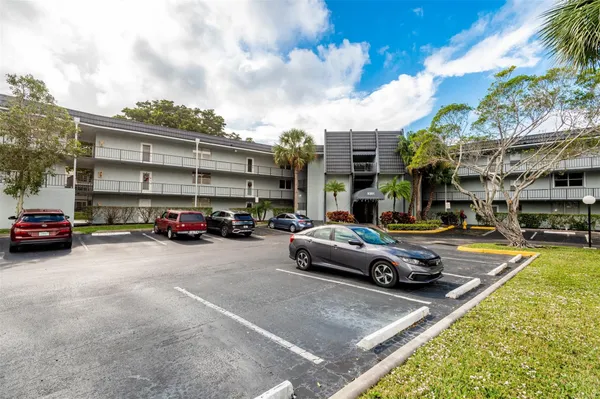 $109,900 | 9351 Lime Bay Boulevard, Unit 207, Tamarac, FL 33321