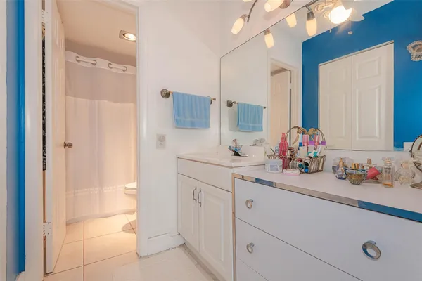 $109,900 | 9351 Lime Bay Boulevard, Unit 207, Tamarac, FL 33321