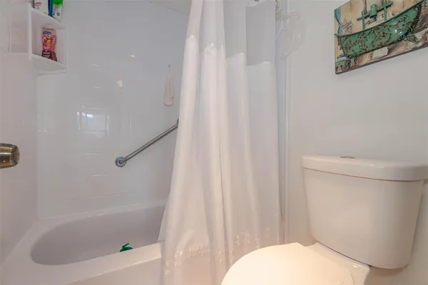 $109,900 | 9351 Lime Bay Boulevard, Unit 207, Tamarac, FL 33321