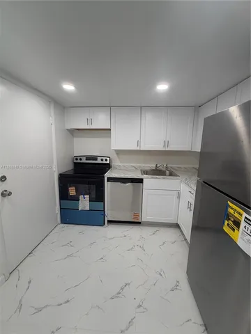 $2,900 | 36 Island Avenue, Unit 12, Miami Beach, FL 33139