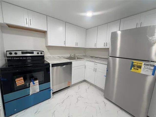 $2,900 | 36 Island Avenue, Unit 12, Miami Beach, FL 33139