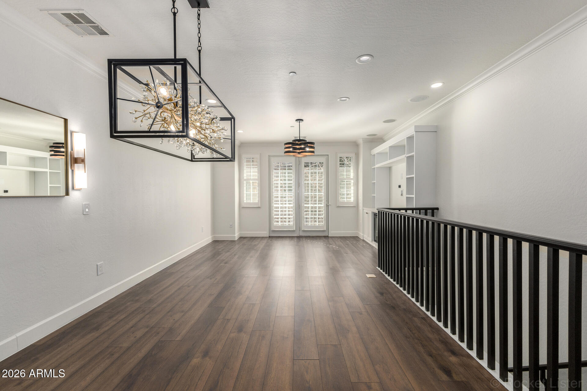 4424 North 24th Way Phoenix, AZ 85016 - Photo 5 of 39 Great Room