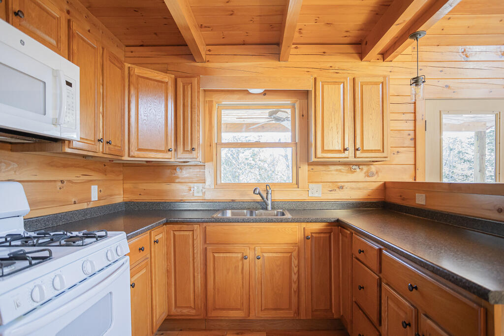70 Edes Brook Road Temple, ME 04984 - Photo 4 of 34 sandyriverrealty-9