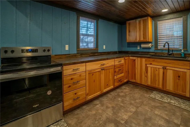 $198,000 | 502 East Corrine Street, Gallatin, MO 64640