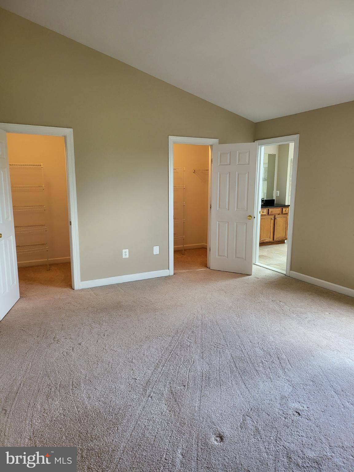 6161 Popes Creek Place Haymarket, VA 20169 - Photo 10 of 23 a view of an empty room