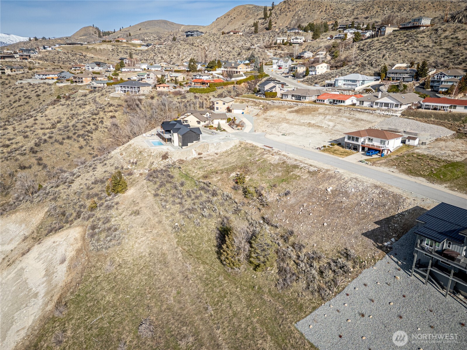 124 Hillcrest Place Chelan, WA 98816 - Photo 6 of 22 view of city