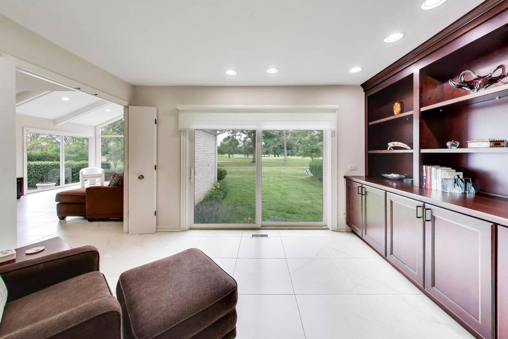 3627 Pebble Beach Road Northbrook, IL 60062 - Photo 5 of 37