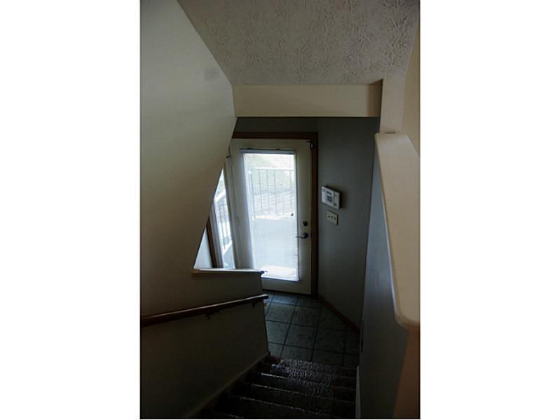100 Fall Run Road Forest Hills, PA 15221 - Photo 11 of 25 Entry/Foyer.