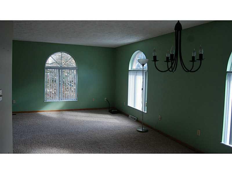 100 Fall Run Road Forest Hills, PA 15221 - Photo 6 of 25 Dining Room.