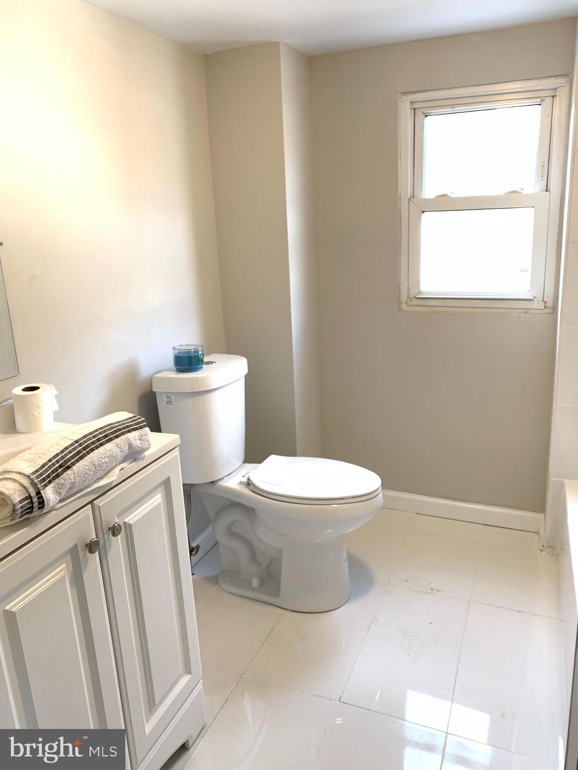 15204 Brandywine Road Brandywine, MD 20613 - Photo 13 of 30 Second Level Bathroom