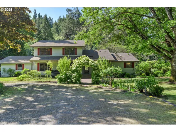 $1,500,000 | 42086 Holden Creek Lane, Springfield, OR 97478