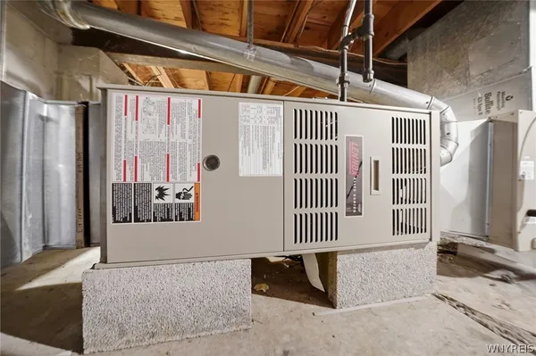 $339,000 | 53 Old Meadow Drive, Amherst, NY 14051