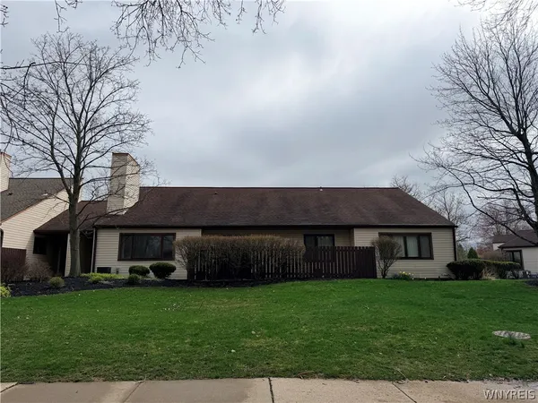 $339,000 | 53 Old Meadow Drive, Amherst, NY 14051