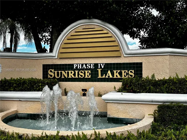 $196,700 | 10133 Northwest 24th Place, Unit 303, Sunrise, FL 33322