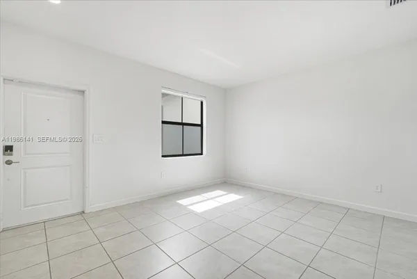 $2,500 | 11779 Southwest 247th Terrace, Unit 11779, Homestead, FL 33032