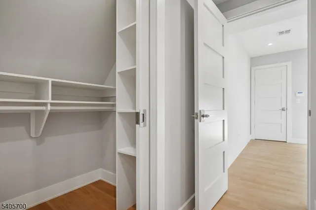 $2,195,000 | 8 Willow Street, Millburn, NJ 07041