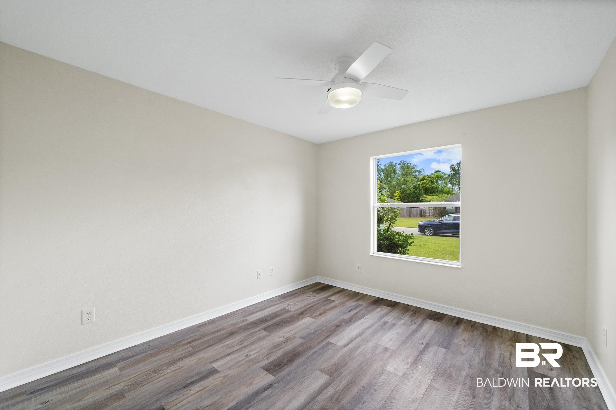 235 Woodsong Drive Foley, AL 36535 - Photo 16 of 25 Guest room