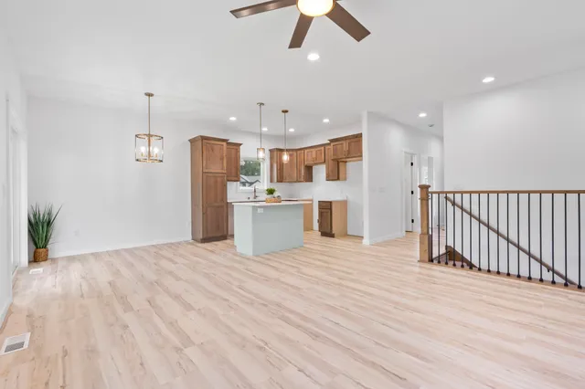 $469,900 | 935 Hay Creek Trail, Reedsburg, WI 53959