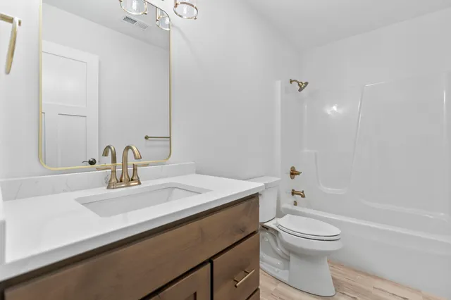 $469,900 | 935 Hay Creek Trail, Reedsburg, WI 53959