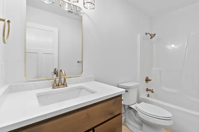 $469,900 | 935 Hay Creek Trail, Reedsburg, WI 53959