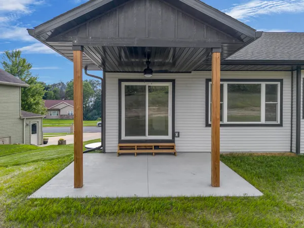 $469,900 | 935 Hay Creek Trail, Reedsburg, WI 53959