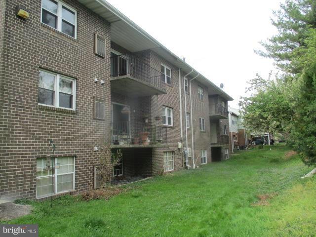 12 Cardor Court, Unit 302 Baltimore, MD 21236 - Photo 2 of 19 Exterior (Rear)