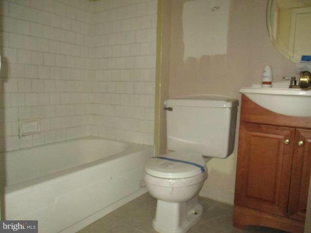 12 Cardor Court, Unit 302 Baltimore, MD 21236 - Photo 13 of 19 Bath