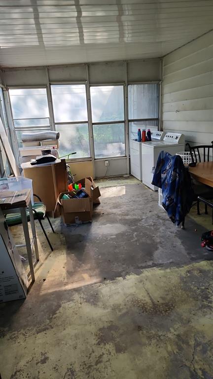 5612 Wainwright Drive Fort Worth, TX 76112 - Photo 15 of 17 a view of parking garage