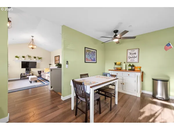 $529,000 | 1676 Southeast 3rd Street, Astoria, OR 97103