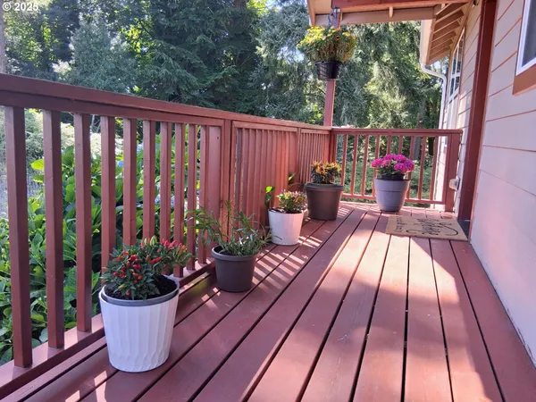 $529,000 | 1676 Southeast 3rd Street, Astoria, OR 97103