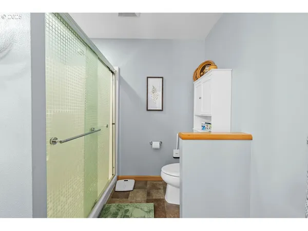 $529,000 | 1676 Southeast 3rd Street, Astoria, OR 97103