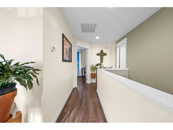 $529,000 | 1676 Southeast 3rd Street, Astoria, OR 97103