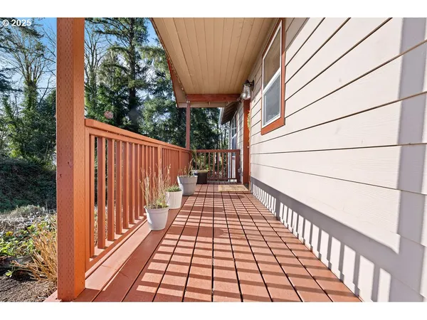 $529,000 | 1676 Southeast 3rd Street, Astoria, OR 97103