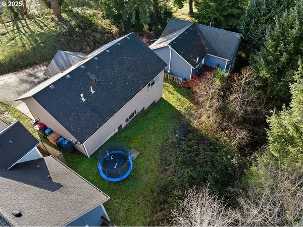 $529,000 | 1676 Southeast 3rd Street, Astoria, OR 97103