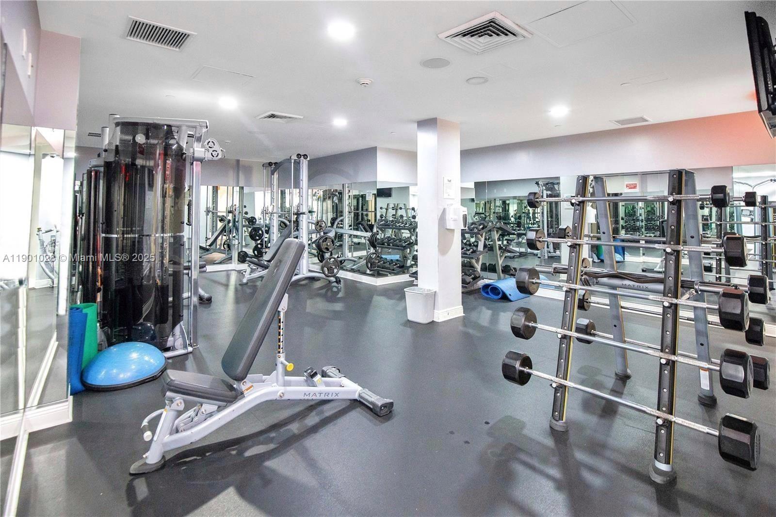 1250 South Miami Avenue, Unit 2201 Miami, FL 33130 - Photo 20 of 30 a view of a room with gym equipment