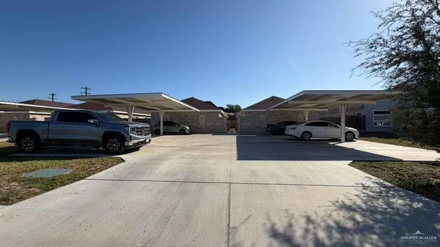 $975 | 808 Kentucky Street, Alton, TX 78573