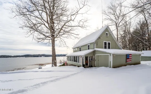 $649,500 | 1113 Old Piseco Road, Arietta, NY 12139