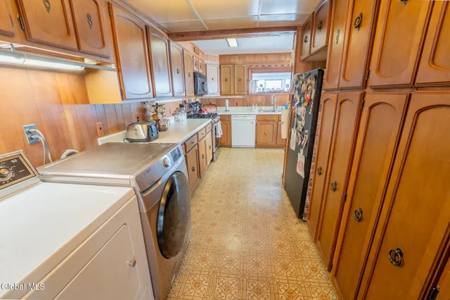 $649,500 | 1113 Old Piseco Road, Arietta, NY 12139