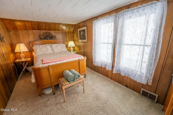 $649,500 | 1113 Old Piseco Road, Arietta, NY 12139