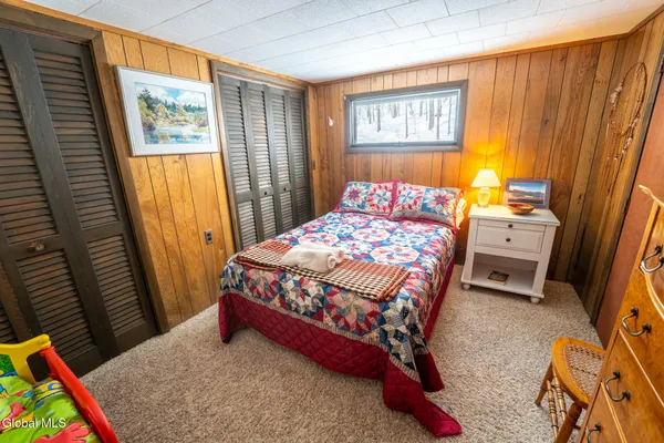 $649,500 | 1113 Old Piseco Road, Arietta, NY 12139