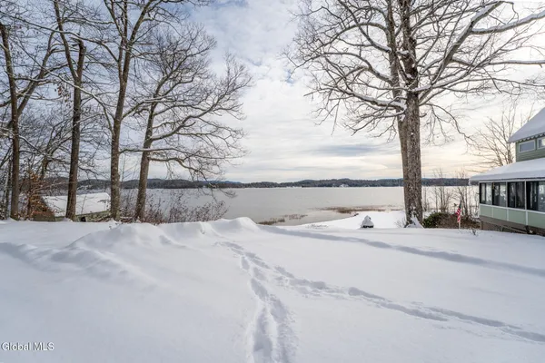 $649,500 | 1113 Old Piseco Road, Arietta, NY 12139