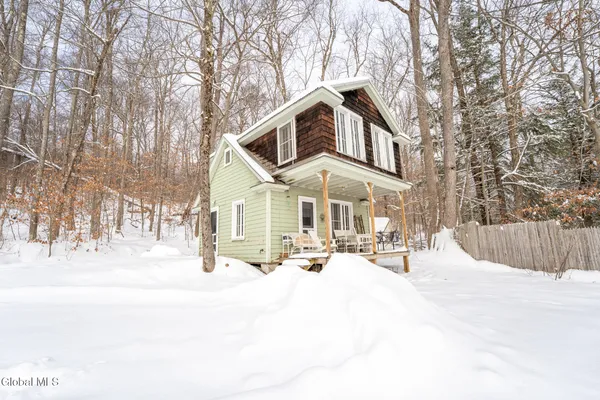 $649,500 | 1113 Old Piseco Road, Arietta, NY 12139