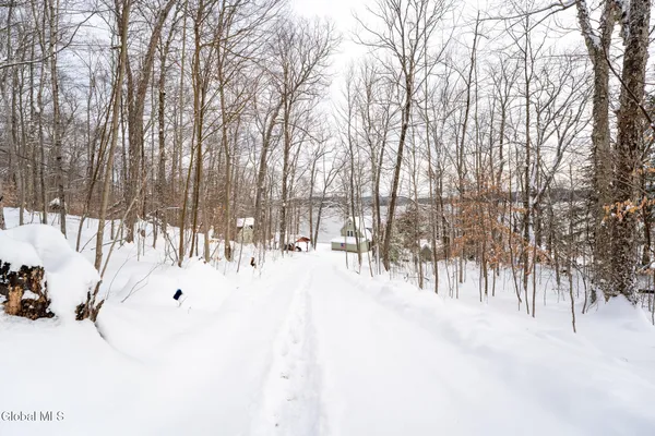 $649,500 | 1113 Old Piseco Road, Arietta, NY 12139