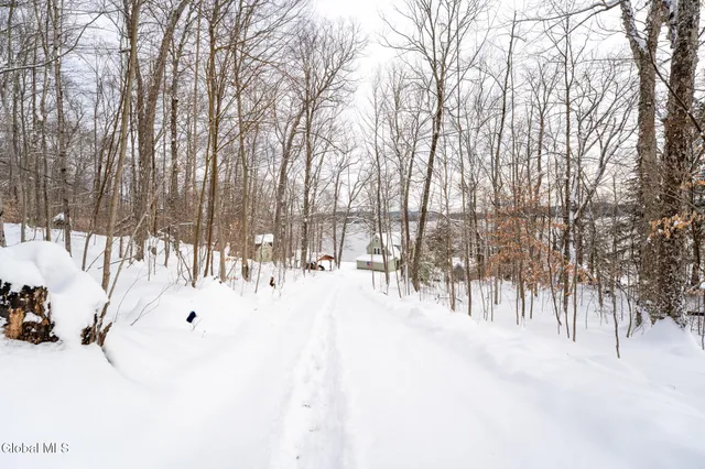 $649,500 | 1113 Old Piseco Road, Arietta, NY 12139